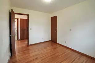 7016 Oliver Cir N, Brooklyn Center, MN 55430 - Photo 4
