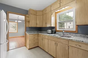 105 Giles Pl, Albert Lea, MN 56007 - Photo 18