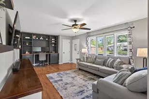 121 E 94 1/2 St, Bloomington, MN 55420 - Photo 6