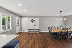 121 E 94 1/2 St, Bloomington, MN 55420 - Photo 18