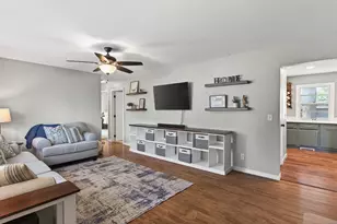 121 E 94 1/2 St, Bloomington, MN 55420 - Photo 10