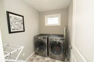 9415 Toledo Ln N, Brooklyn Park, MN 55443 - Photo 20