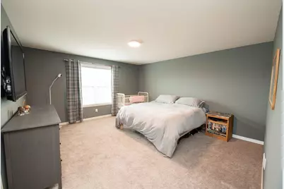 9415 Toledo Lane N, Brooklyn Park, MN 55443 - Photo 12