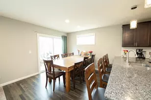 9415 Toledo Ln N, Brooklyn Park, MN 55443 - Photo 6