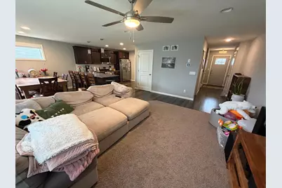 9415 Toledo Lane N, Brooklyn Park, MN 55443 - Photo 4