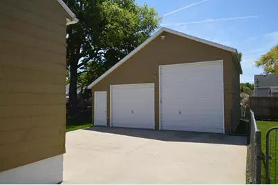 630 15th Street NE, Rochester, MN 55906 - Photo 4