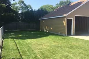 630 15th St NE, Rochester, MN 55906 - Photo 4