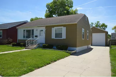 630 15th Street NE, Rochester, MN 55906 - Photo 2