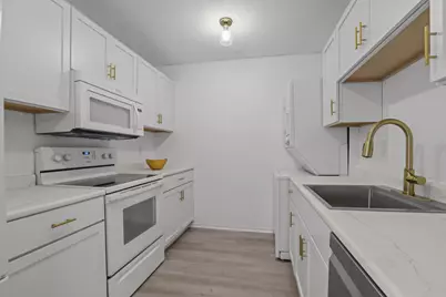 7859 Dunmore Road, Woodbury, MN 55125 - Photo 6