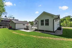 822 Laurel St W, Stillwater, MN 55082 - Photo 22
