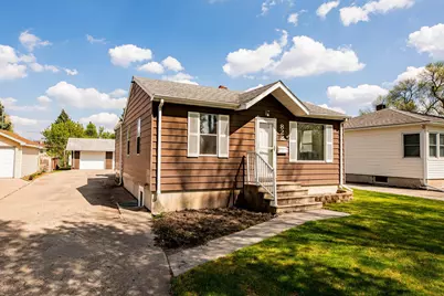 822 16th Street N, Moorhead, MN 56560 - Photo 1