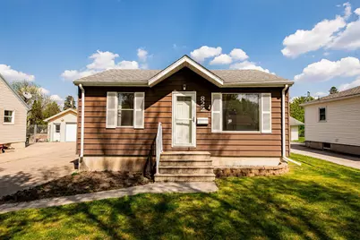 822 16th Street N, Moorhead, MN 56560 - Photo 2