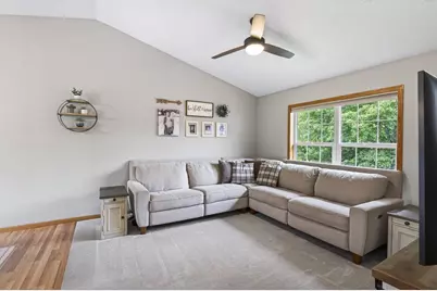 1004 Bridle Creek Drive, Jordan, MN 55352 - Photo 10