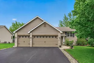 1004 Bridle Creek Dr, Jordan, MN 55352 - Photo 1