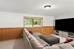 8848 Farmstead Ave, Monticello, MN 55362 - Photo 10