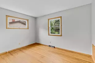 2251 Carlyle Ct, White Bear Lake, MN 55110 - Photo 4