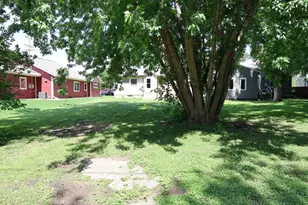 10 E 4th St, Morris, MN 56267 - Photo 32