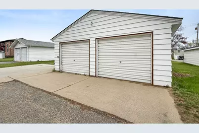 814 21st Street NW, Bemidji, MN 56601 - Photo 4