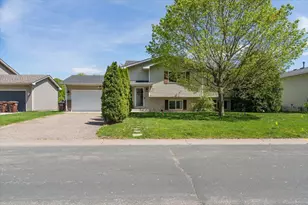 424 Wagon Wheel Cir, Buffalo, MN 55313 - Photo 2