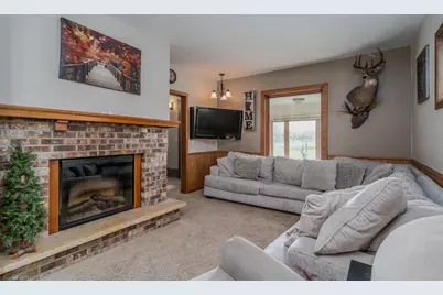 629 Barrette Street, Crookston, MN 56716 - Photo 4