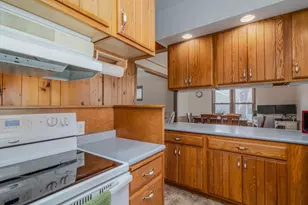 629 Barrette St, Crookston, MN 56716 - Photo 10
