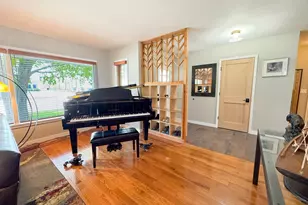 1020 W Lincoln Ave, Fergus Falls, MN 56537 - Photo 8