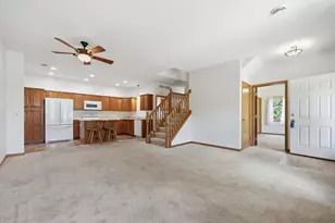 797 Parkside Ln, Columbia Heights, MN 55421 - Photo 8