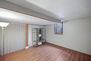 3805 Zenith Ave N, Robbinsdale, MN 55422 - Photo 40