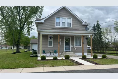 152 Broadway Street W, Rockville, MN 56369 - Photo 2