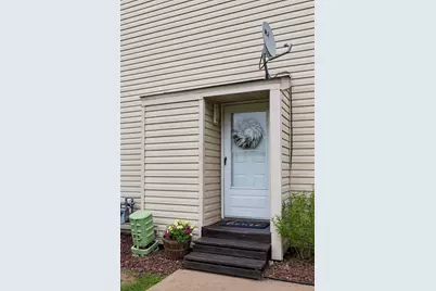 5737 80th Avenue N, Brooklyn Park, MN 55443 - Photo 2