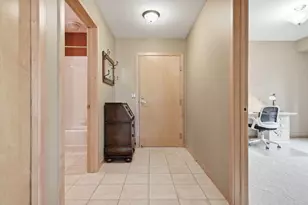2201 Village Ln, Bloomington, MN 55431 - Photo 8