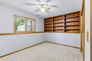 5518 Oakgreen Pl N, Oak Park Heights, MN 55082 - Photo 28