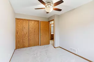 5518 Oakgreen Pl N, Oak Park Heights, MN 55082 - Photo 24