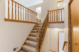 5518 Oakgreen Pl N, Oak Park Heights, MN 55082 - Photo 6