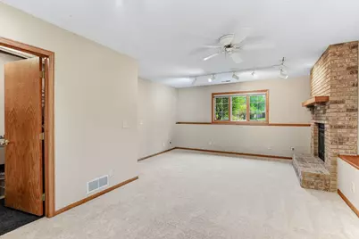 5518 Oakgreen Place N, Oak Park Heights, MN 55082 - Photo 36