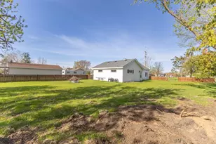 412 Grant Ave SE, Bemidji, MN 56601 - Photo 38