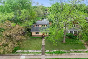 220 4th Ave E, Shakopee, MN 55379 - Photo 22