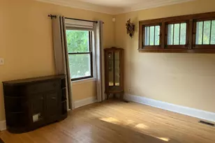 1762 Edgerton St, Maplewood, MN 55117 - Photo 8