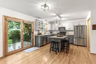 934 Randolph Ave, Saint Paul, MN 55102 - Photo 12