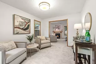 934 Randolph Ave, Saint Paul, MN 55102 - Photo 2