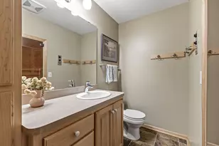 934 Randolph Ave, Saint Paul, MN 55102 - Photo 34