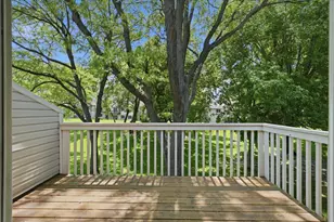 4342 Buckingham Ct, Vadnais Heights, MN 55127 - Photo 18