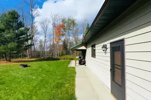 29658 W Mary Lake Dr, Bigfork, MN 56628 - Photo 10