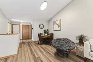 833 White Oak Ct, New Brighton, MN 55112 - Photo 6