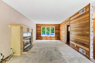 2219 Vivian Ln, Saint Paul, MN 55119 - Photo 4