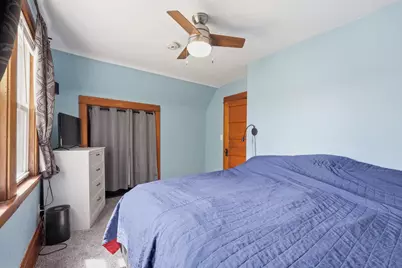 942 Central Avenue W, Saint Paul, MN 55104 - Photo 18