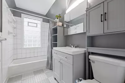 942 Central Avenue W, Saint Paul, MN 55104 - Photo 8