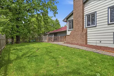 9137 Forest Hills Circle, Bloomington, MN 55437 - Photo 72