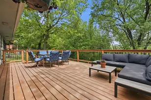 9137 Forest Hills Cir, Bloomington, MN 55437 - Photo 26