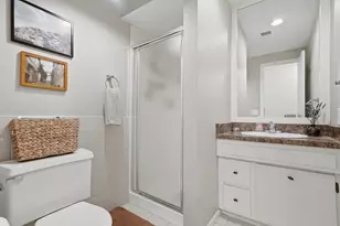 9137 Forest Hills Cir, Bloomington, MN 55437 - Photo 60